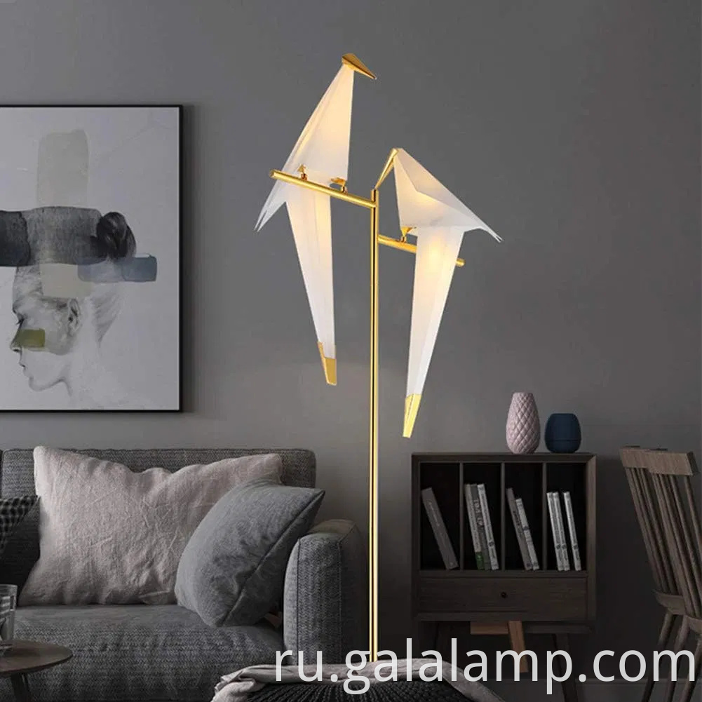 Современная северная декоративная птичья лампа с роскошным золотым краном дизайном